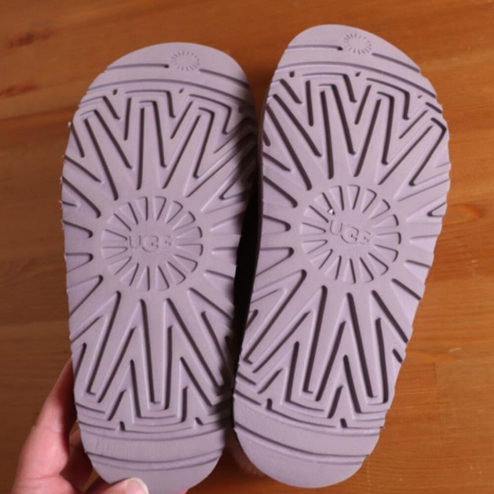 UGG Faux Fur Slide Slippers Light Purple Womens 6 7 Cozy - Picture 8 of 8